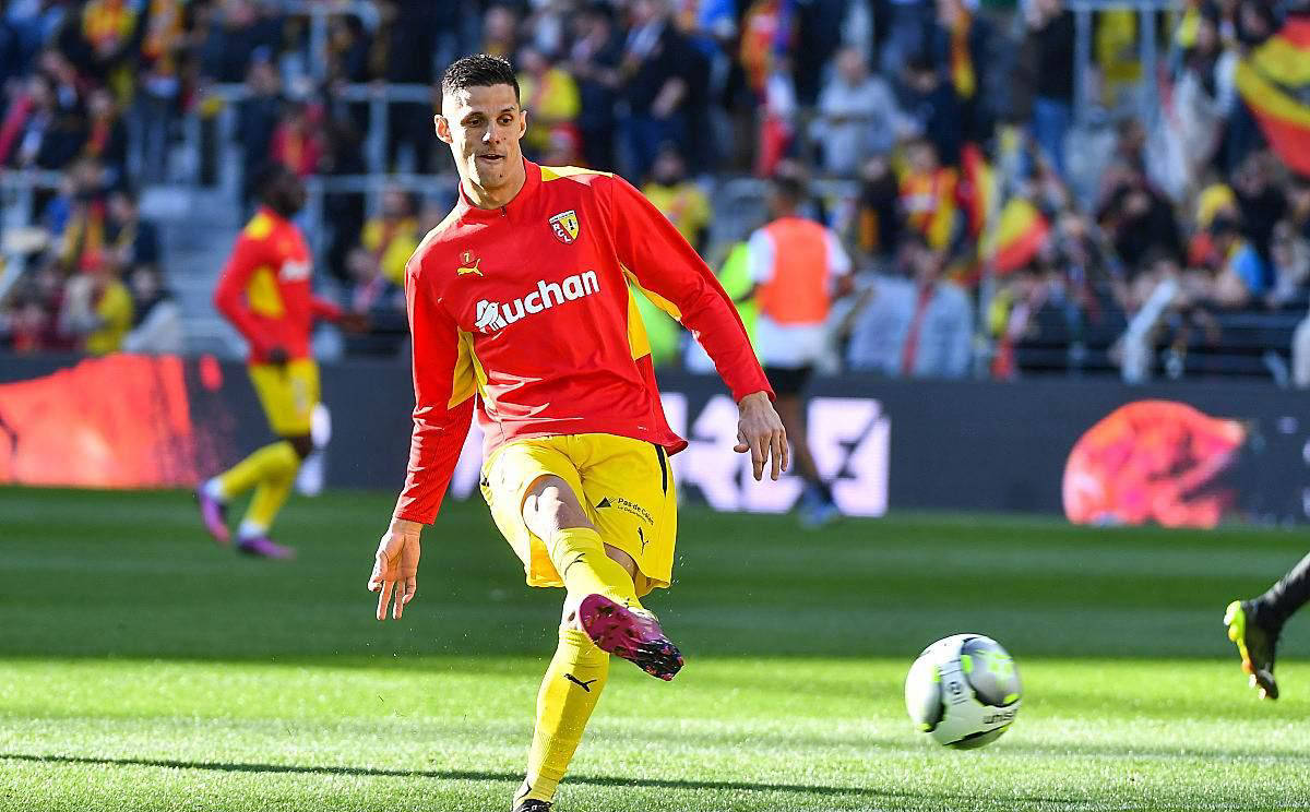 贝博棋牌 -巴萨10塞维利亚升至第二