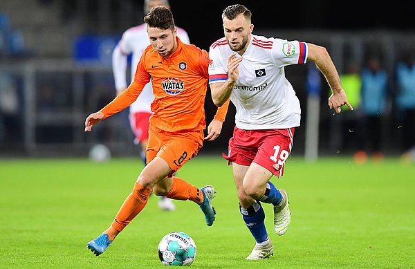 贝博体育 -包含上海申花内部会议纪要流出——窗口期迎来里程碑,德国杯使命明确,资深球员宣示担当的词条